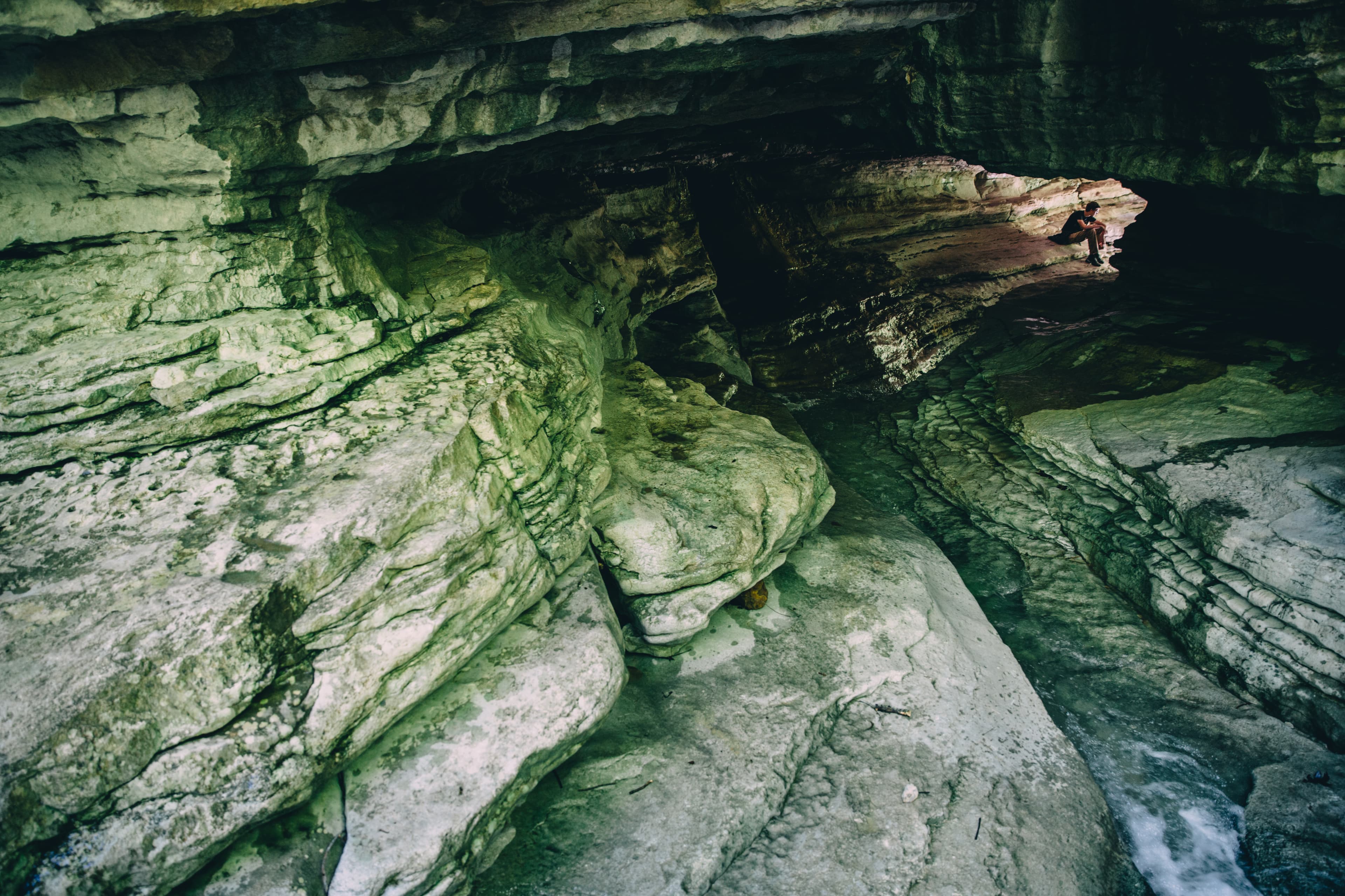 Natural Bridge - Lost Valley Trail