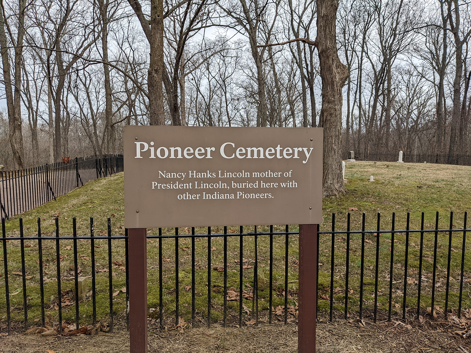 Pioneer Cemetery - Lincoln Boyhood