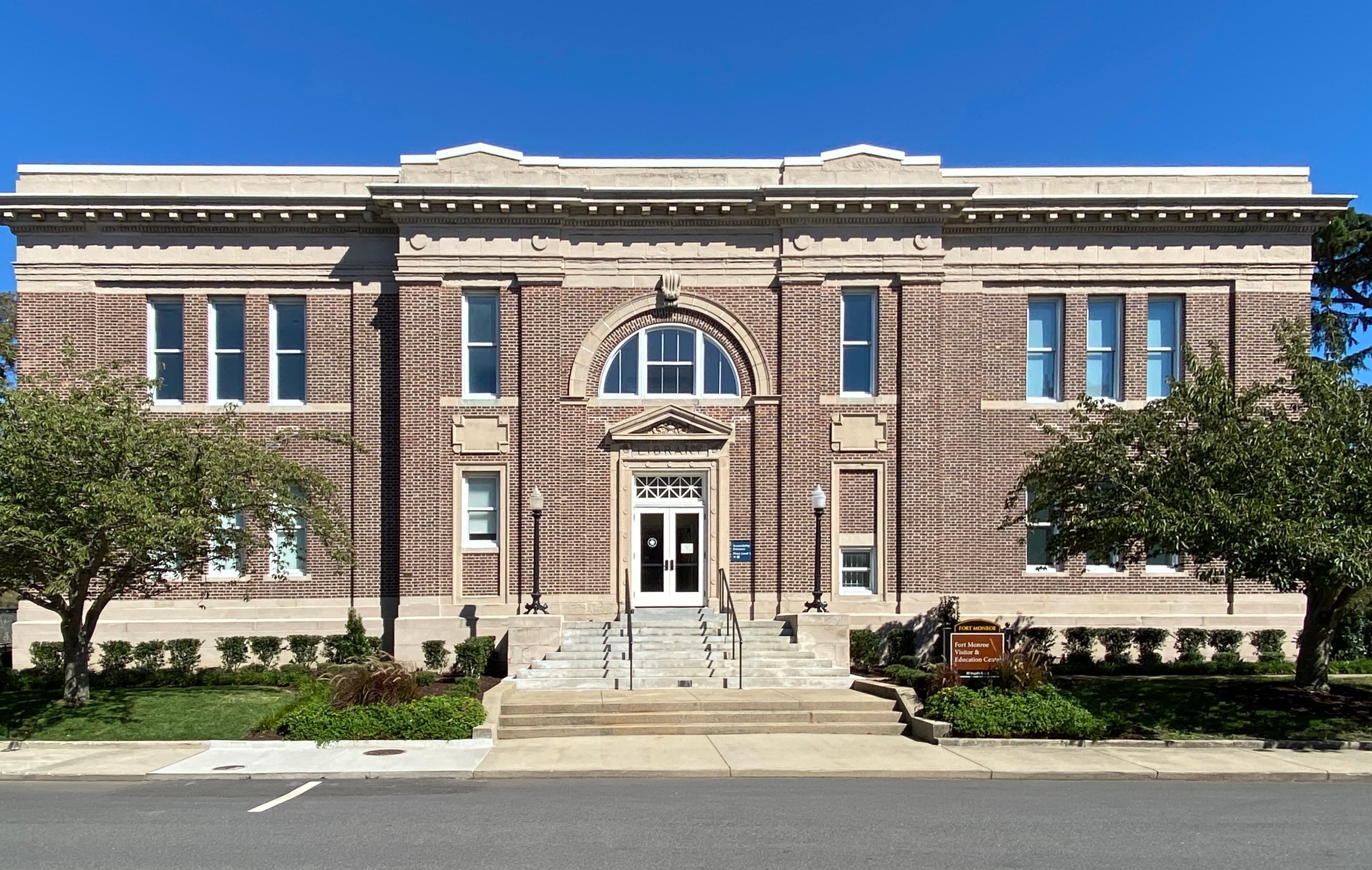 Fort Monroe Visitor & Education Center