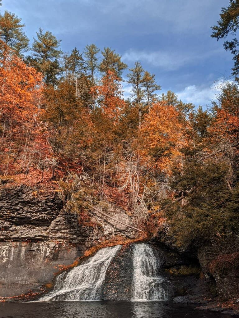 Hackers Falls Trail