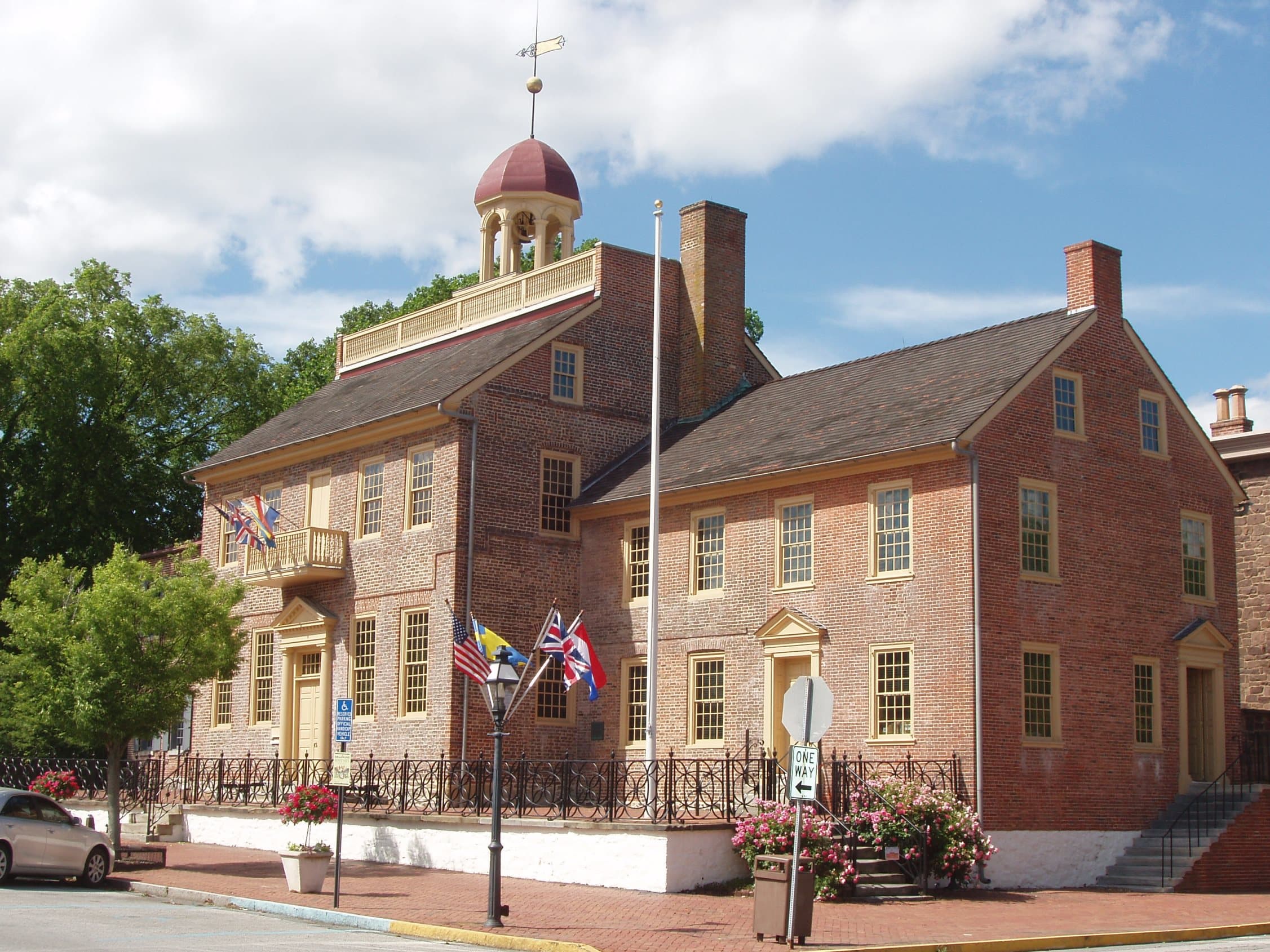 New Castle Court House Museum