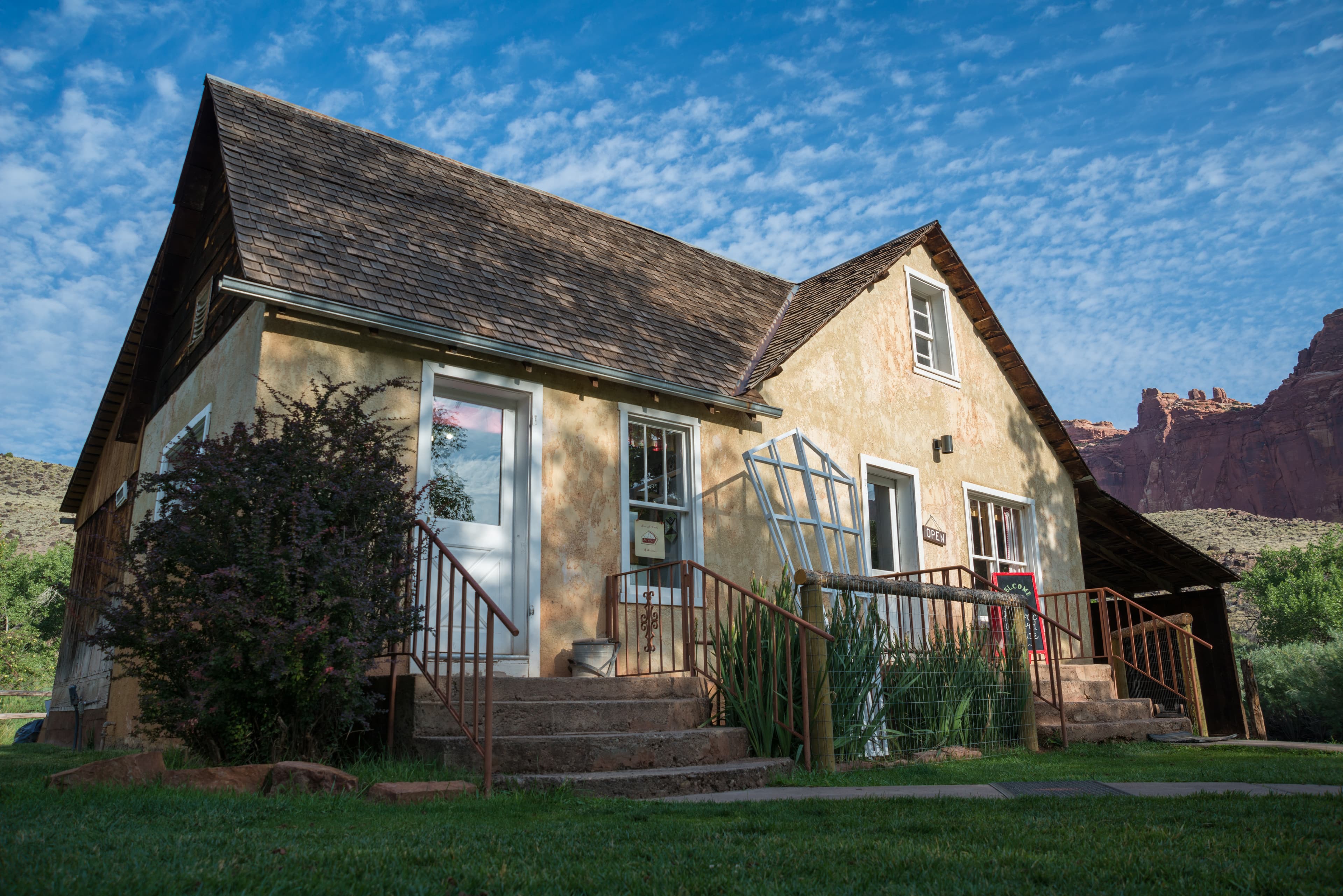 Gifford House