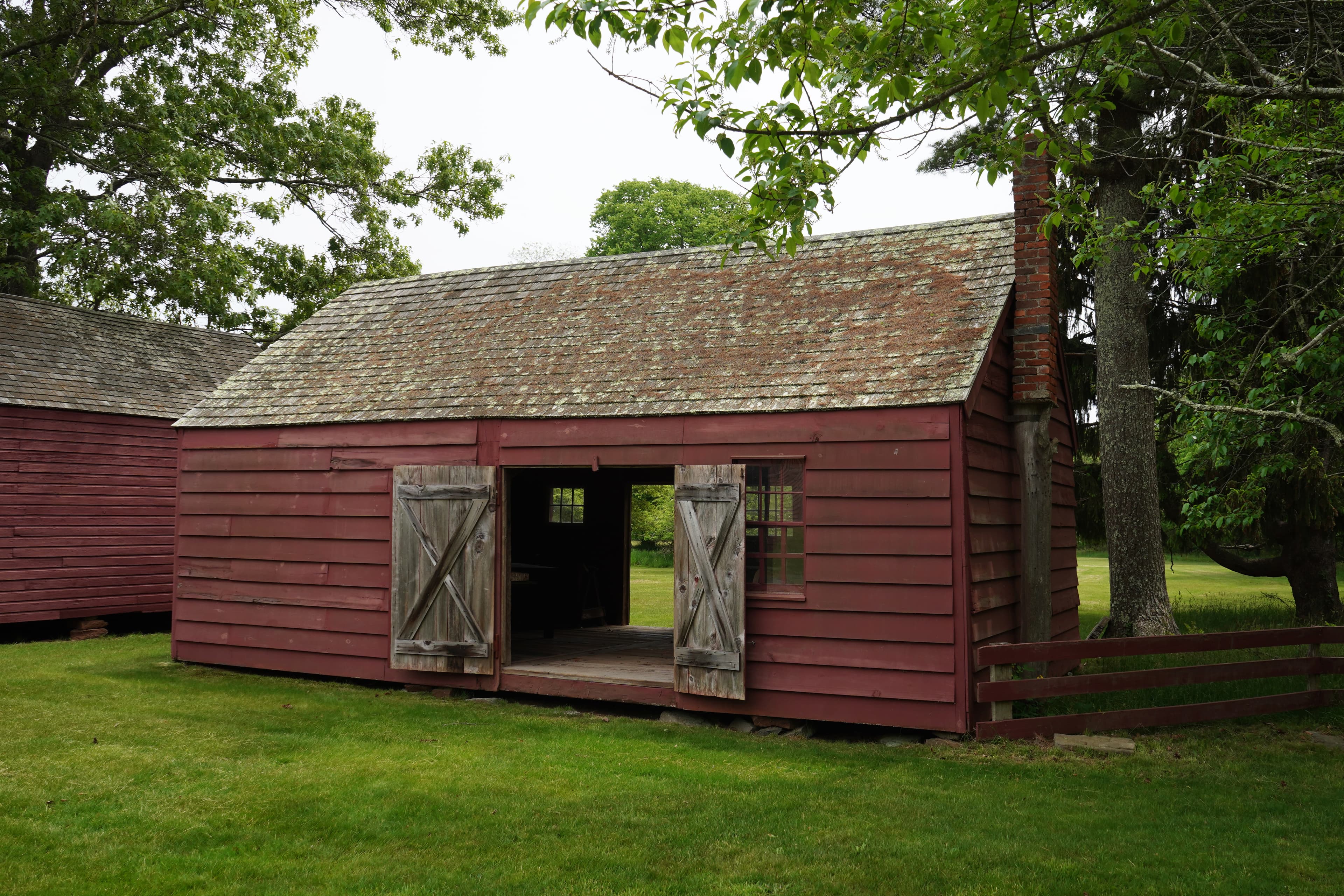 Barnyard Trail: Old Shop
