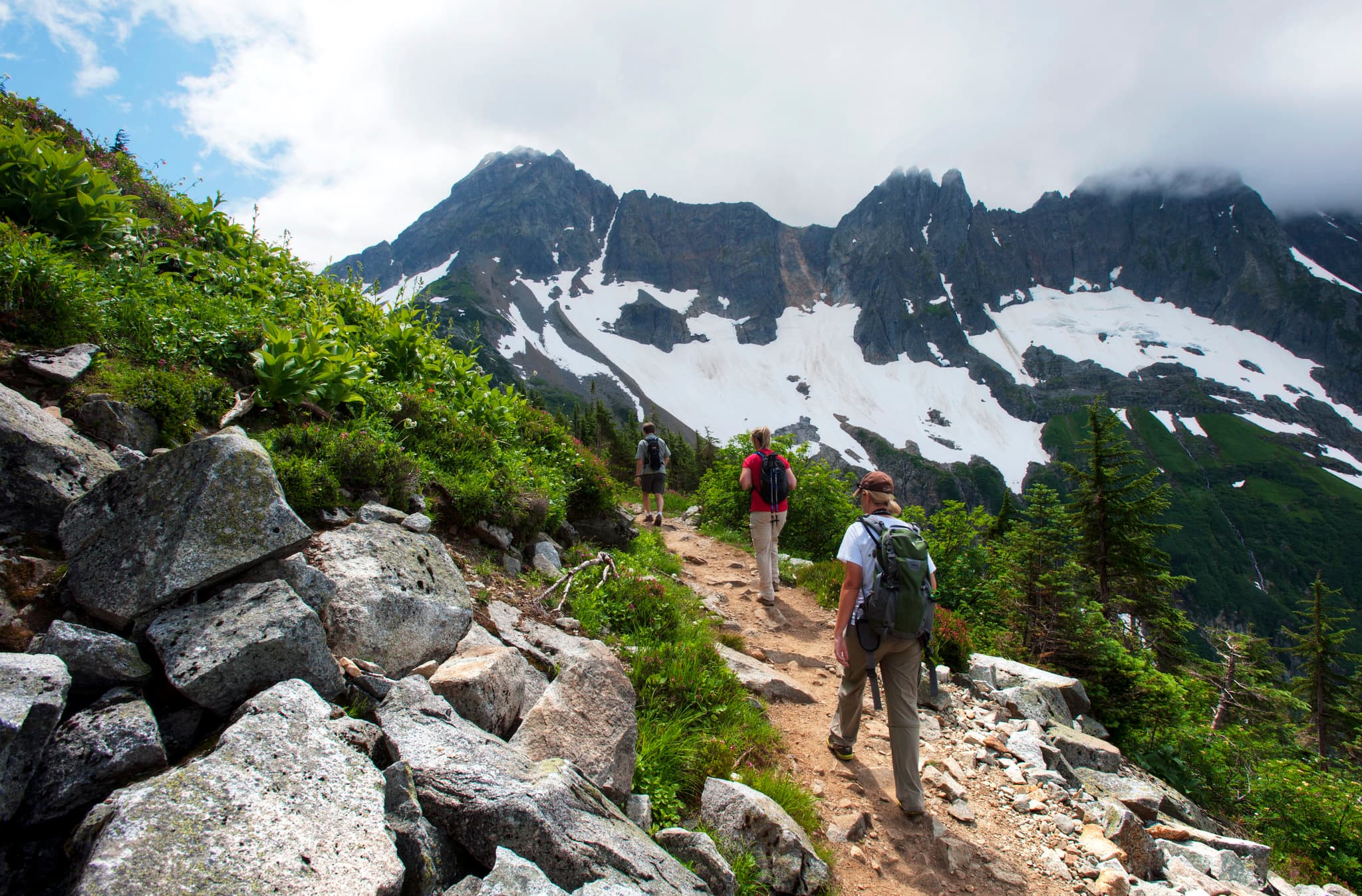 Cascade Pass Trail