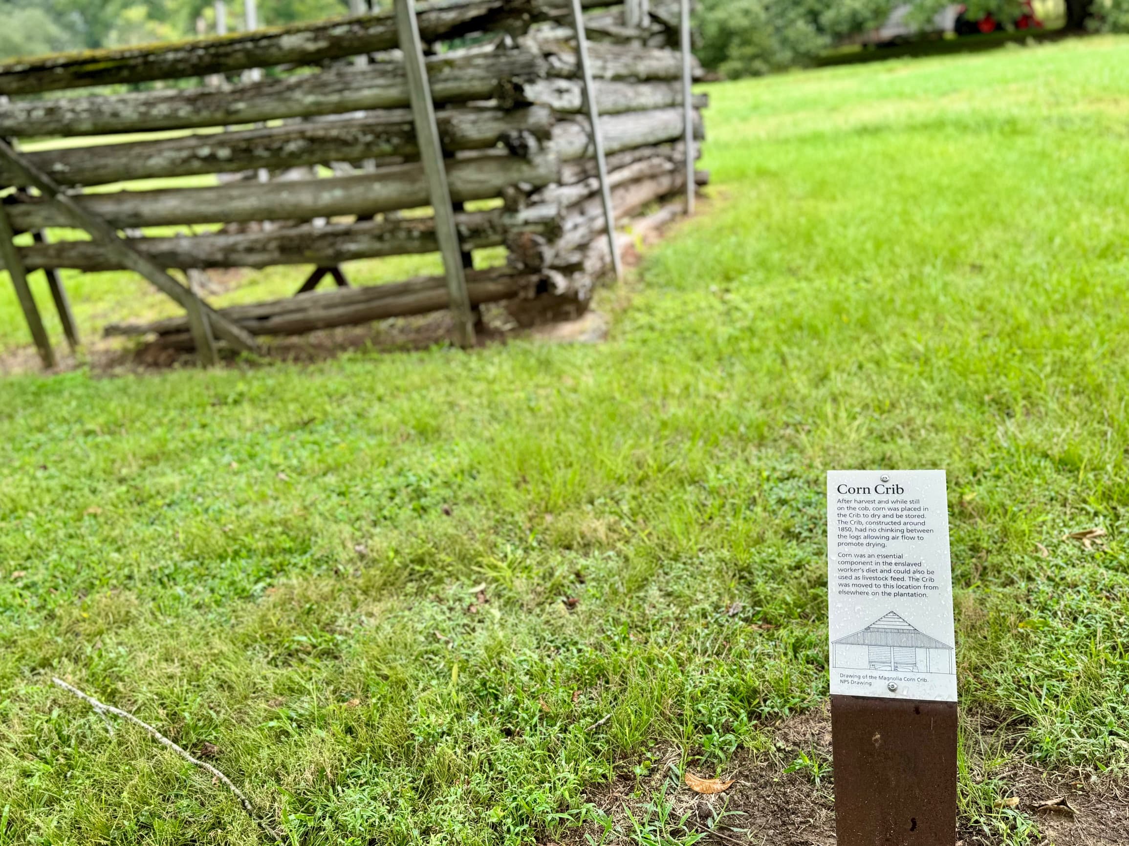 Corn Crib at Magnolia Plantation
