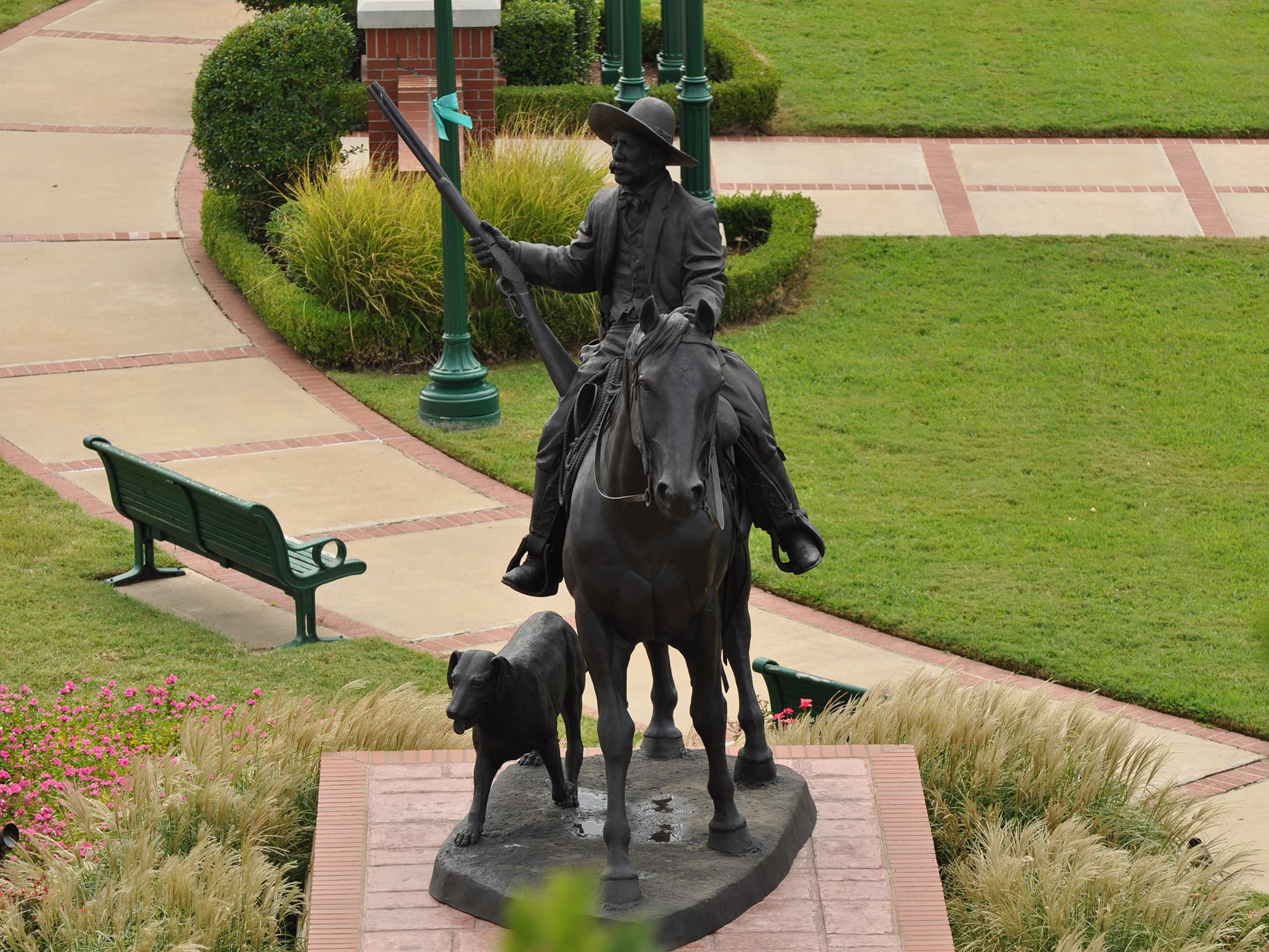 Bass Reeves Statue