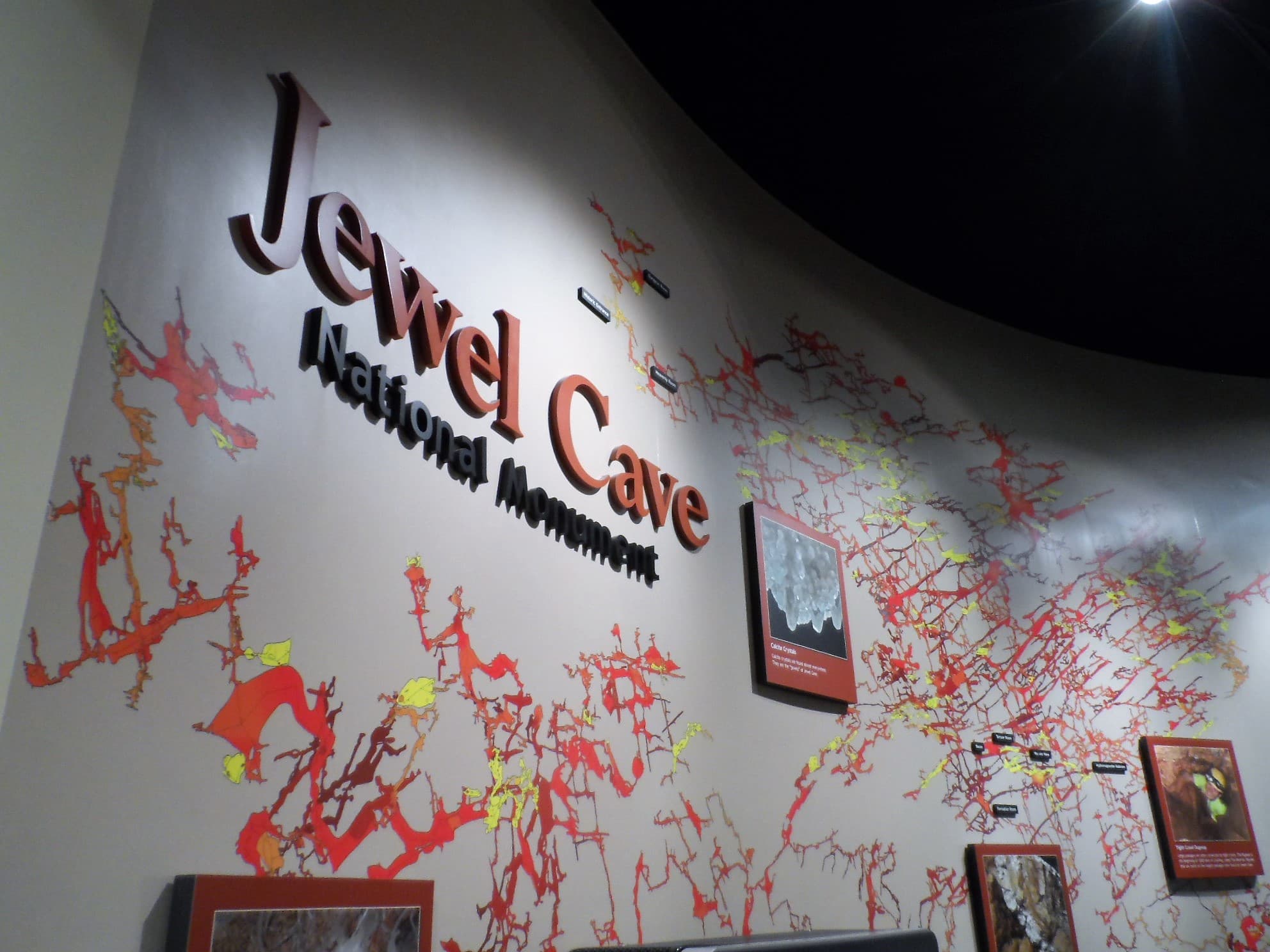 Jewel Cave Visitor Center