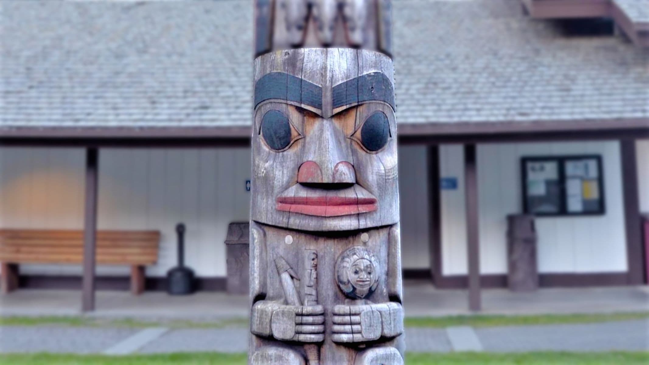 Bicentennial Pole