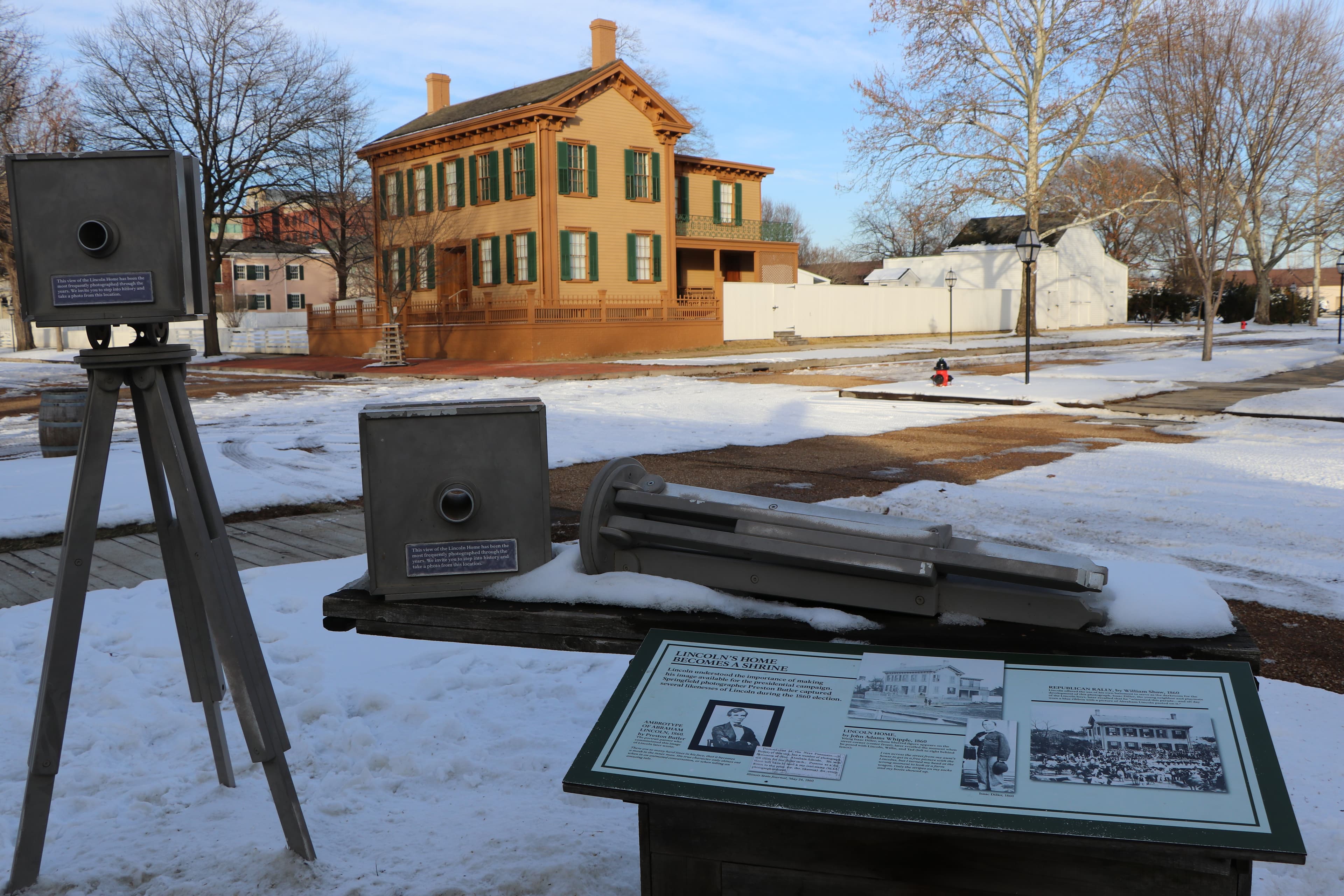 LIHO Wayside: Lincoln's Home Becomes a Shrine 1