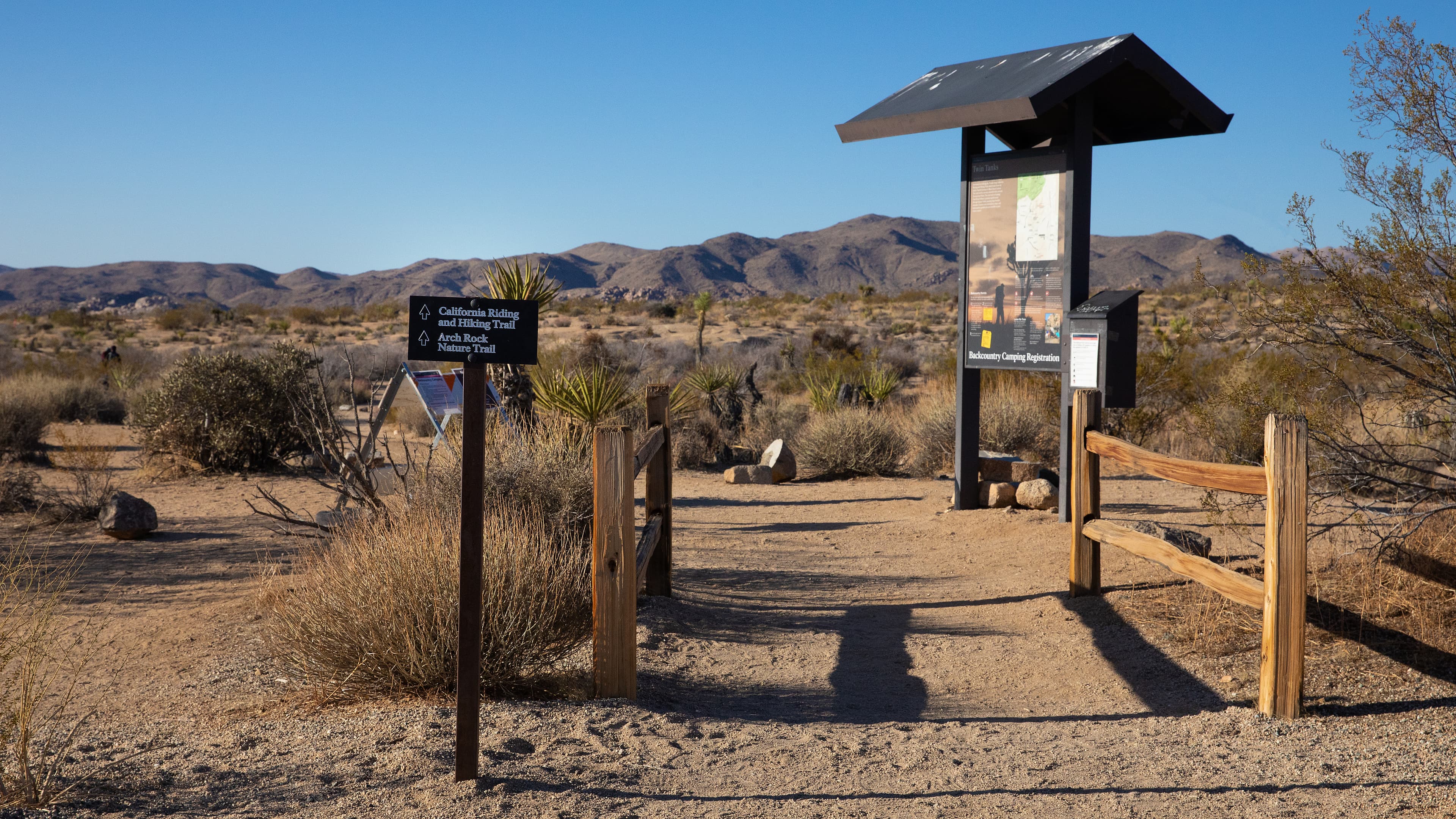 Arch Rock (Arch Rock Trailhead)