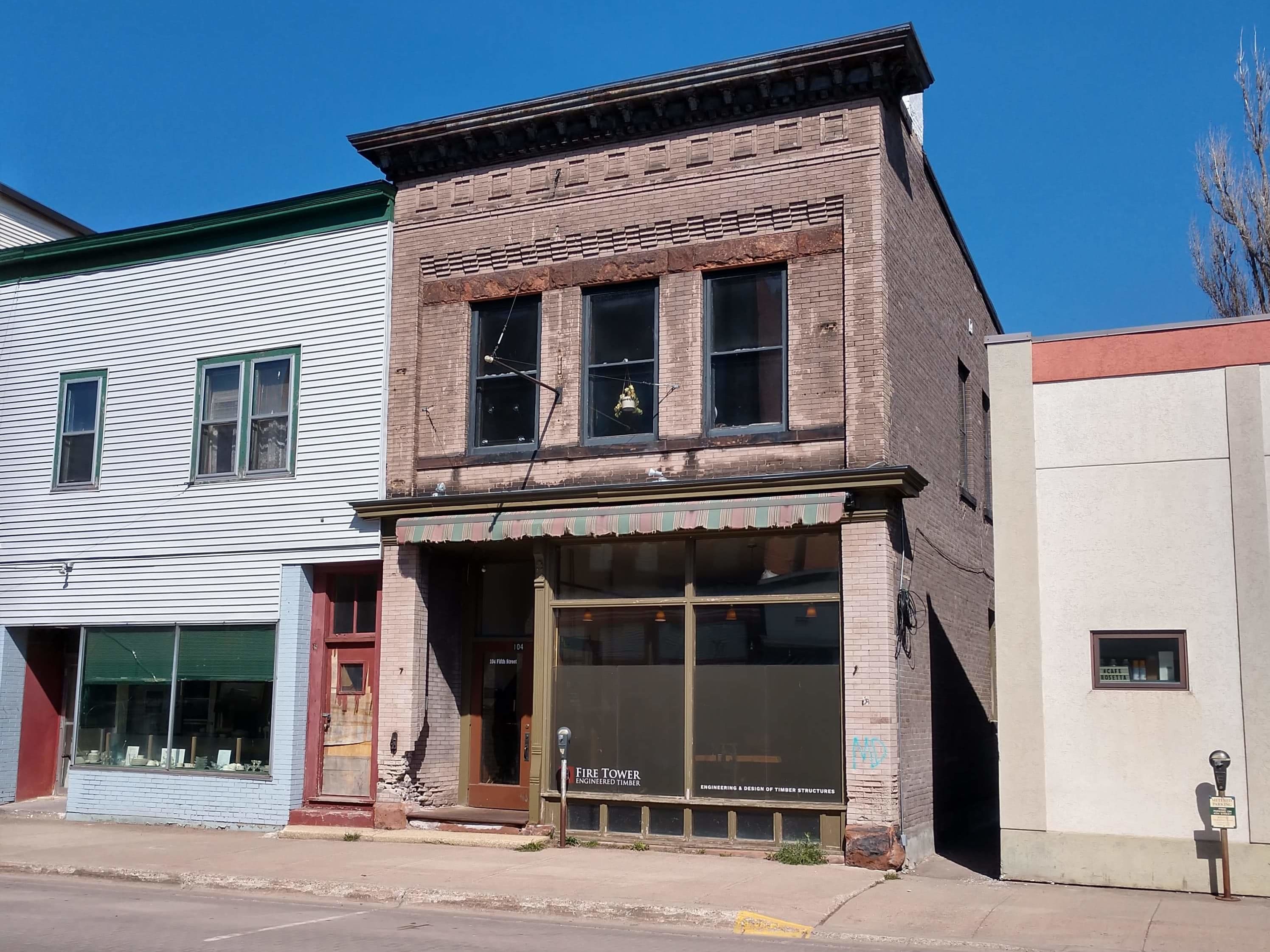 104 5th St. Calumet Block