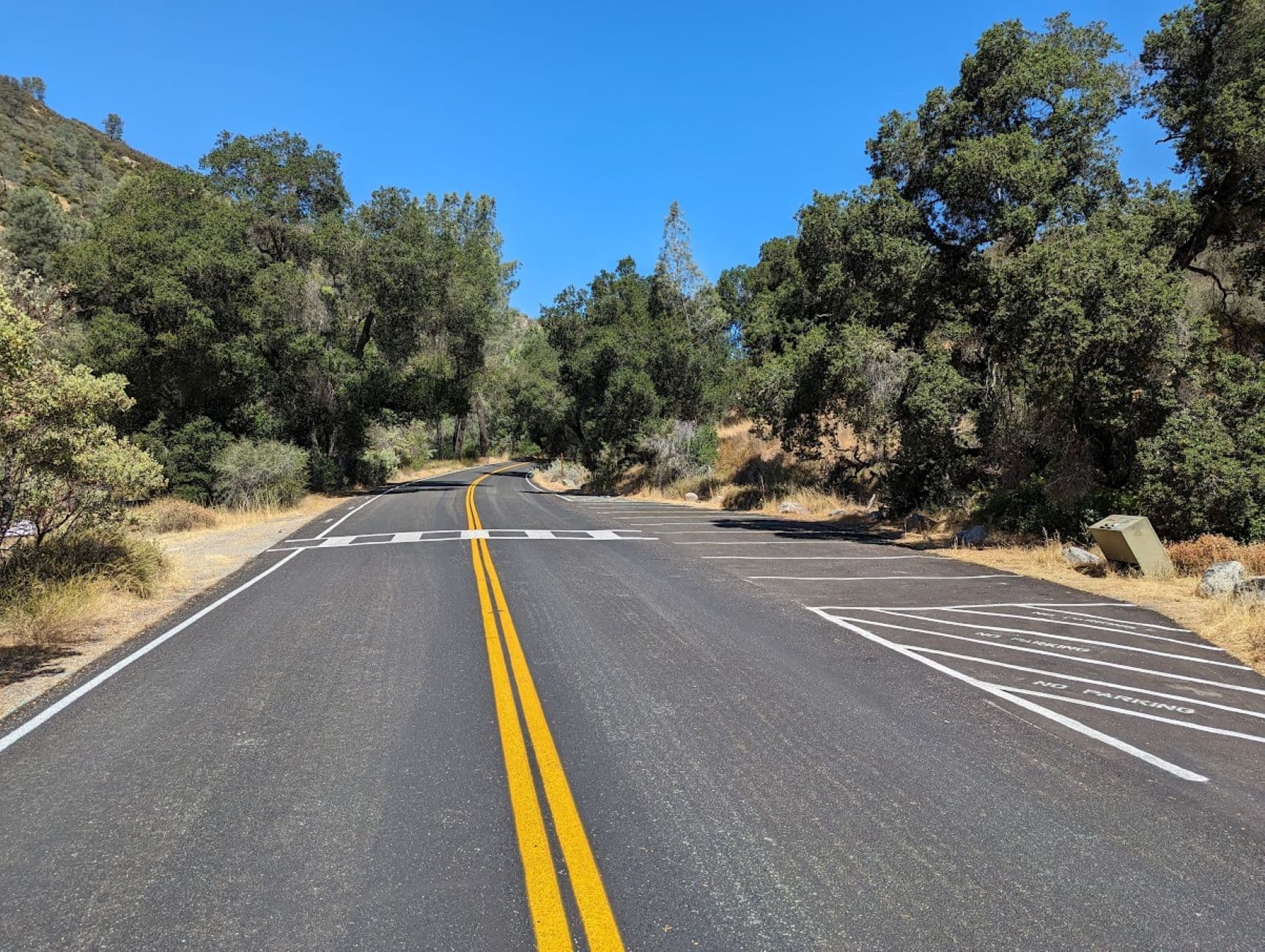 Manzanita Parking Area