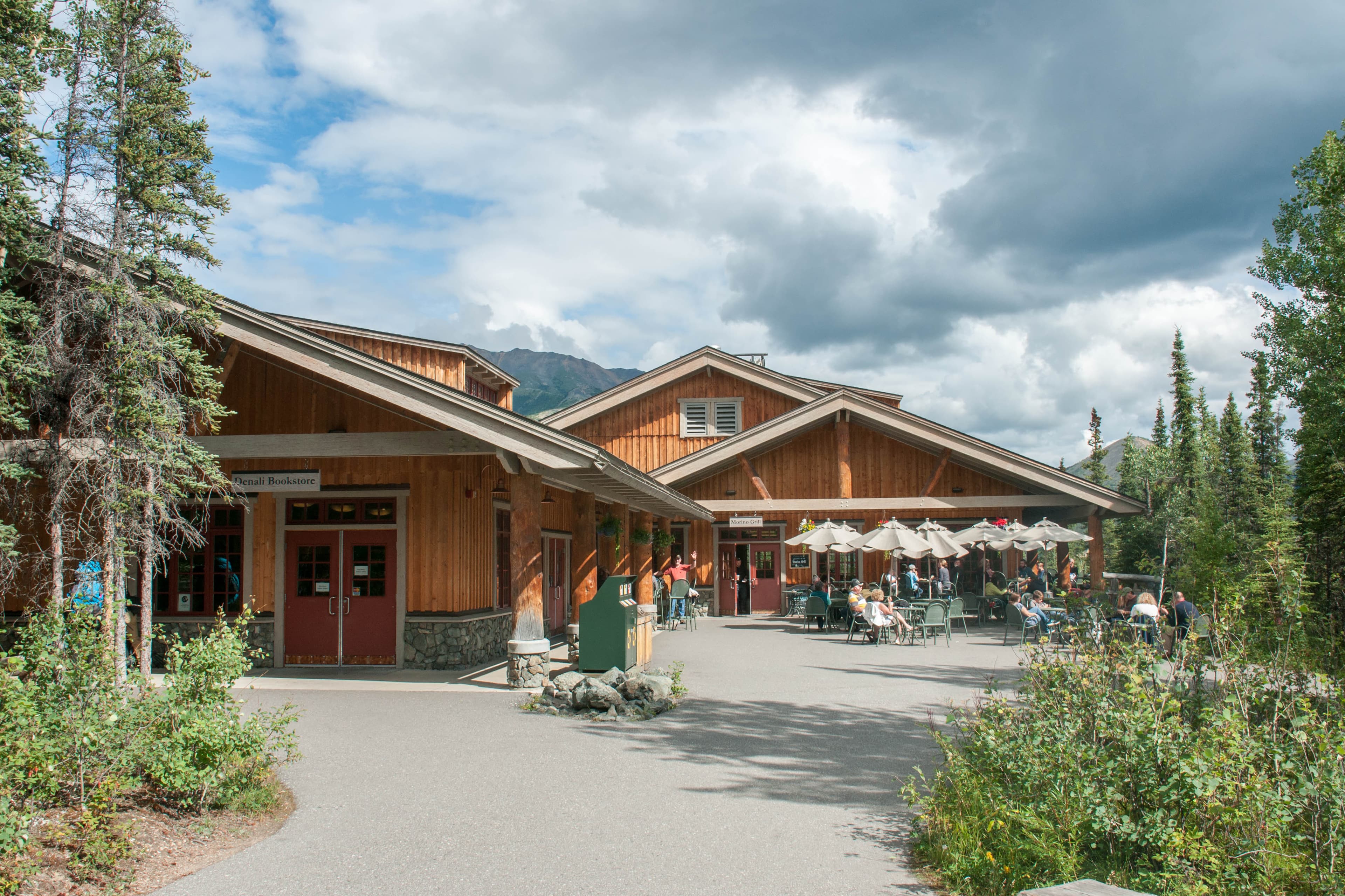 Denali Park Store & Morino Grill