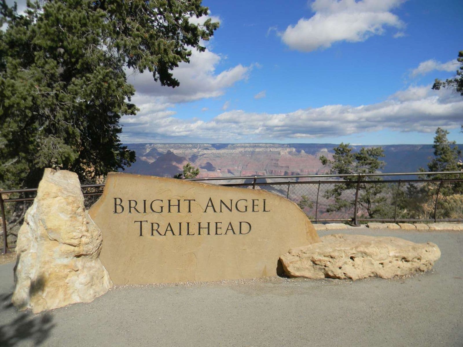 Bright Angel Trailhead