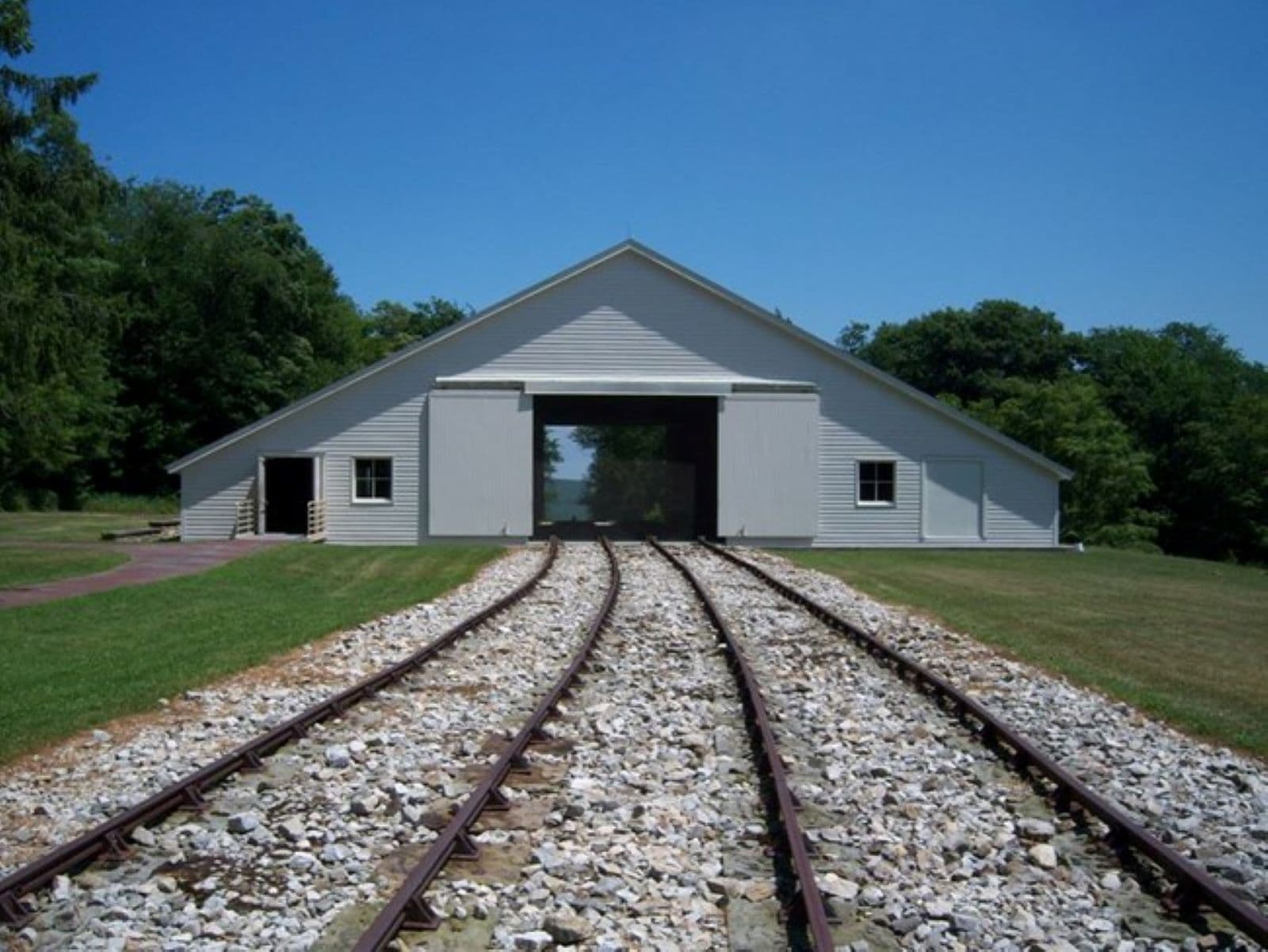 Engine House No. 6 Exhibit Shelter