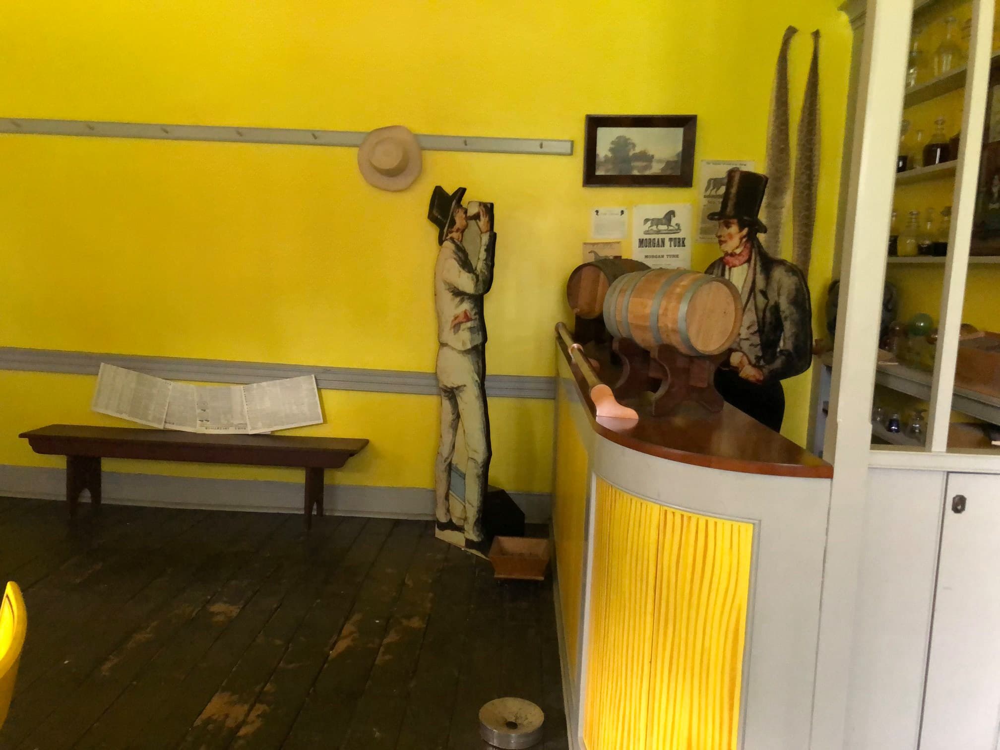 Lemon House Bar-room