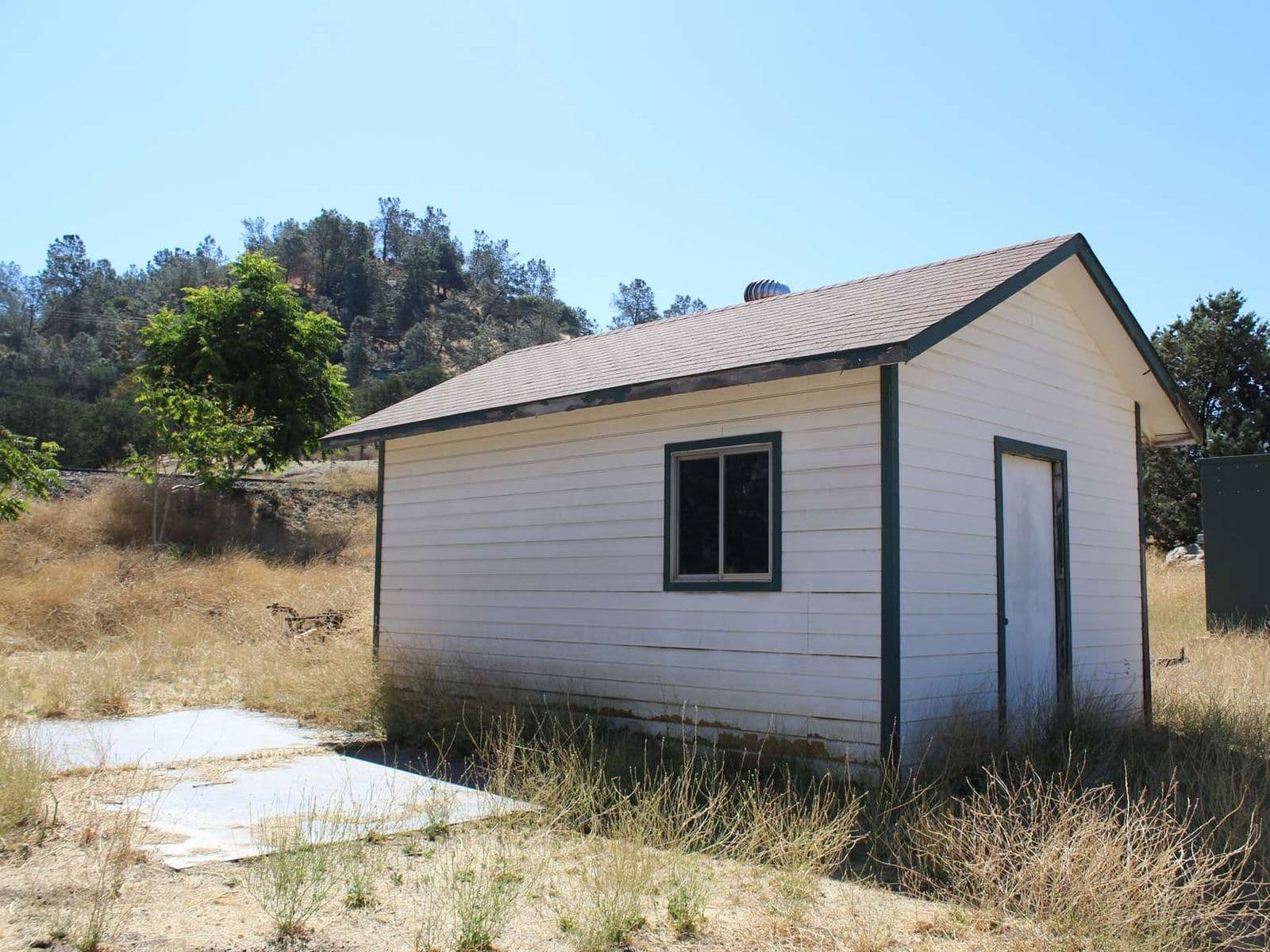 Cesar's Dog Kennels