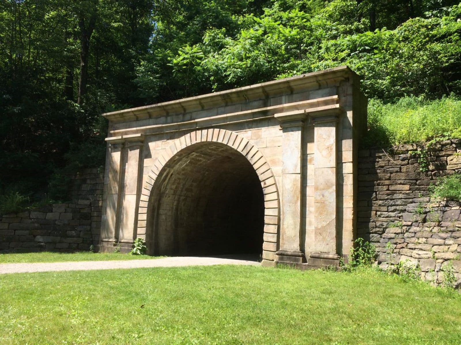 Staple Bend Tunnel