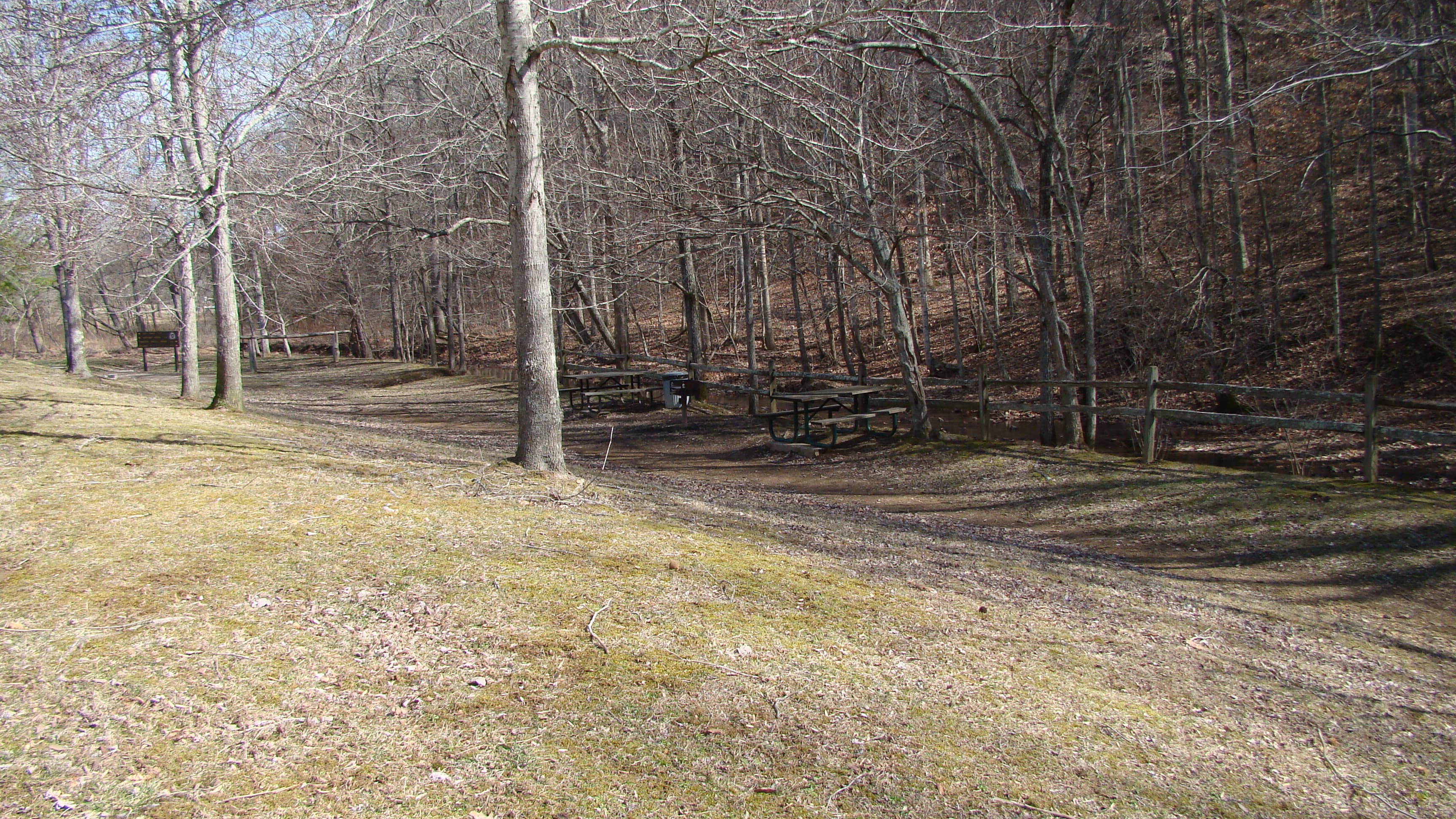 Burns Branch, Milepost 425.4
