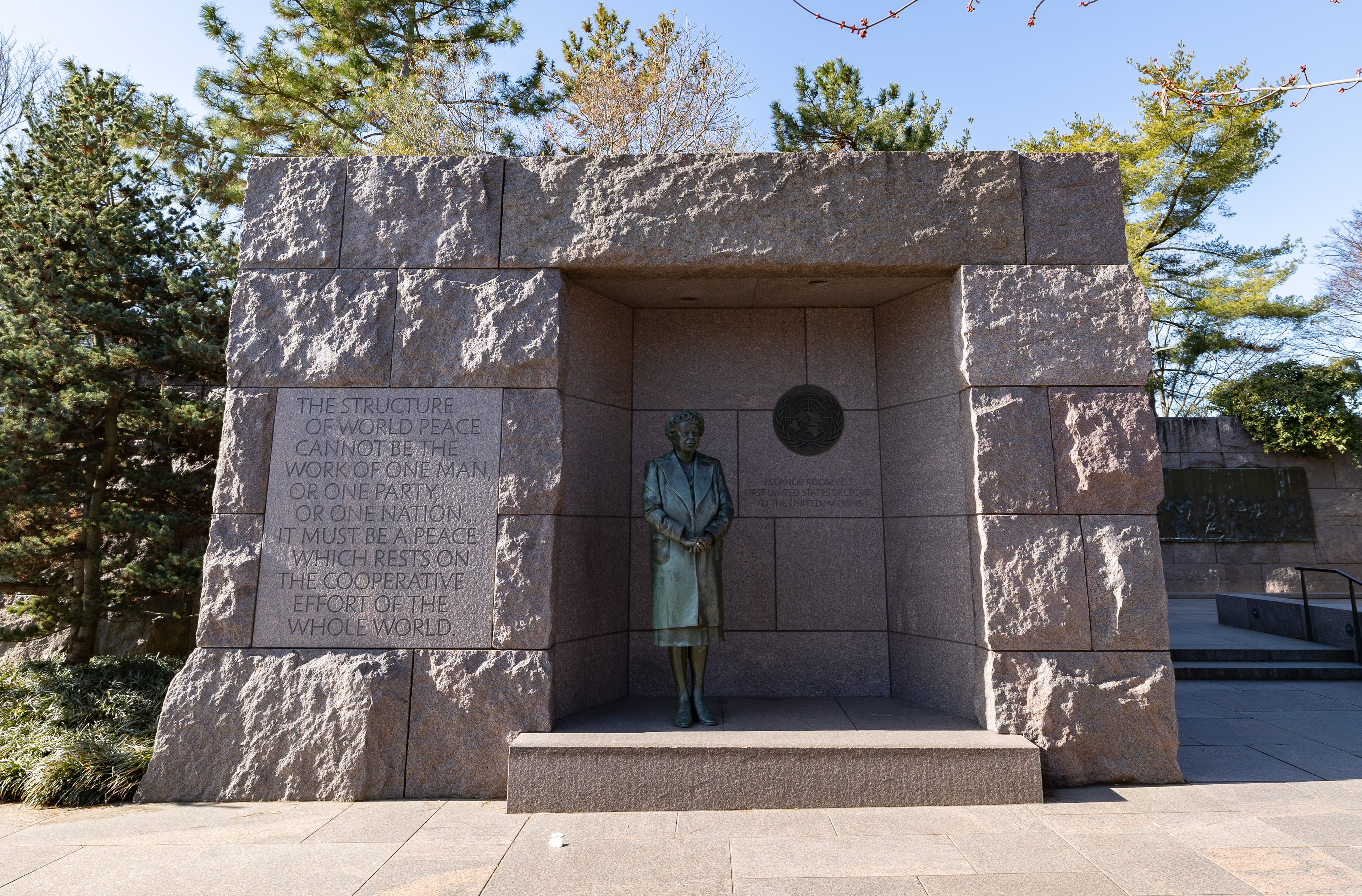 Statue of Eleanor Roosevelt