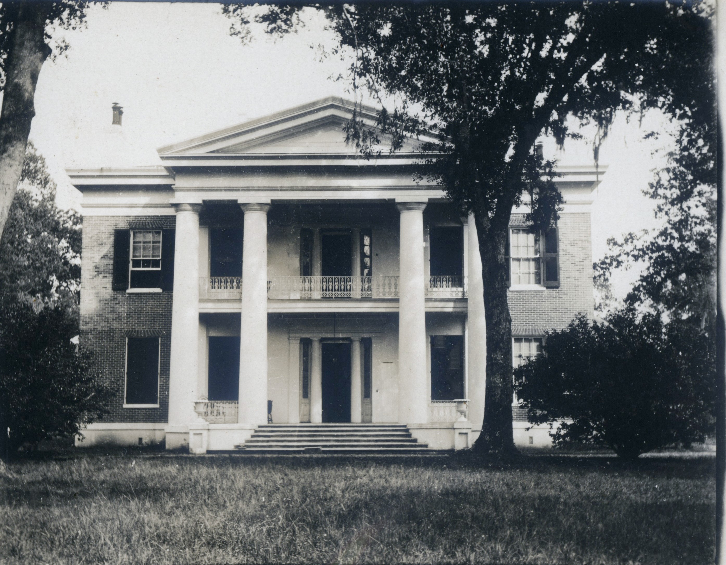 Stop 3 Melrose Main House