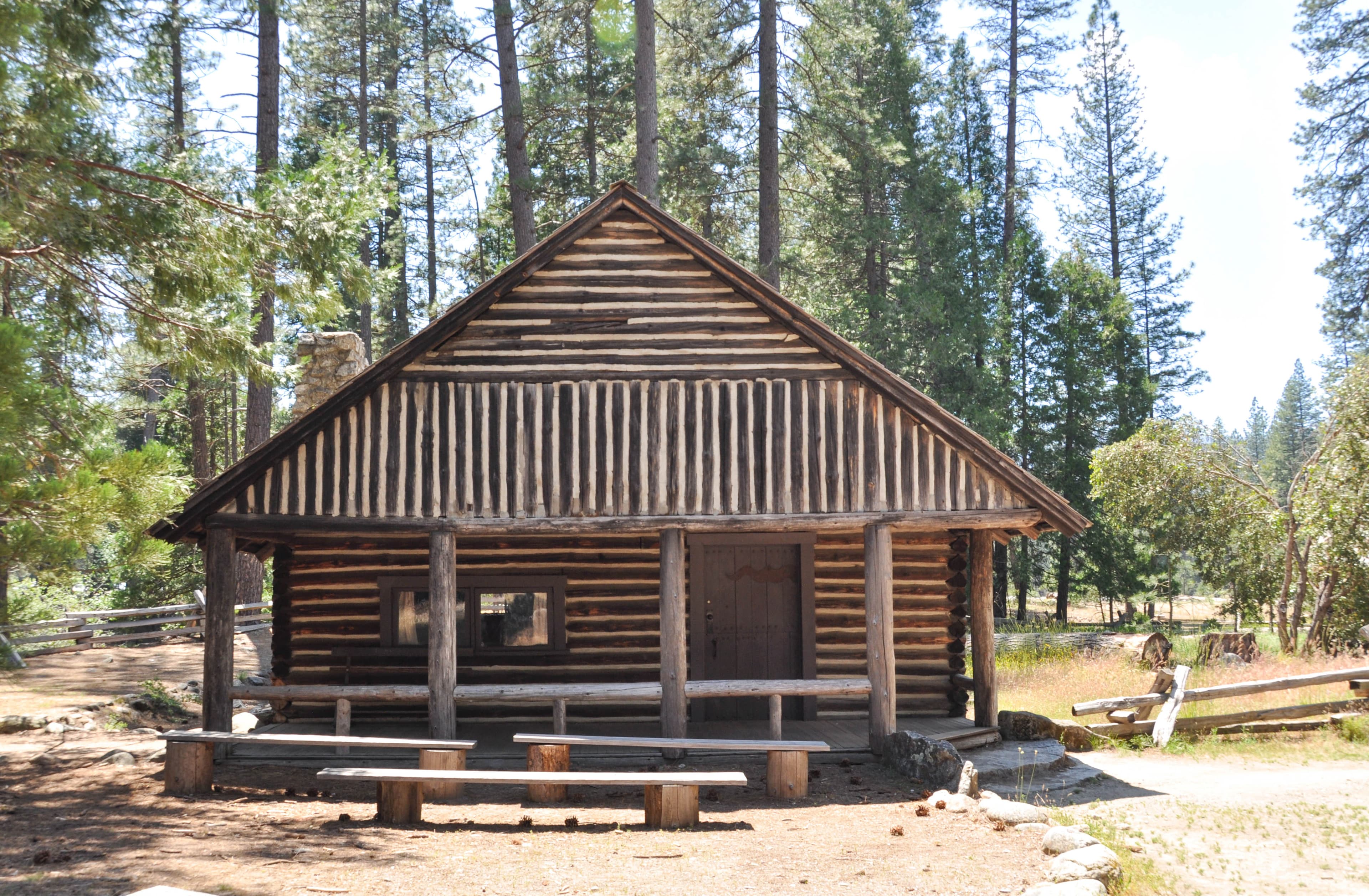 Artist Cabin (Chris Jorgensen Studio)