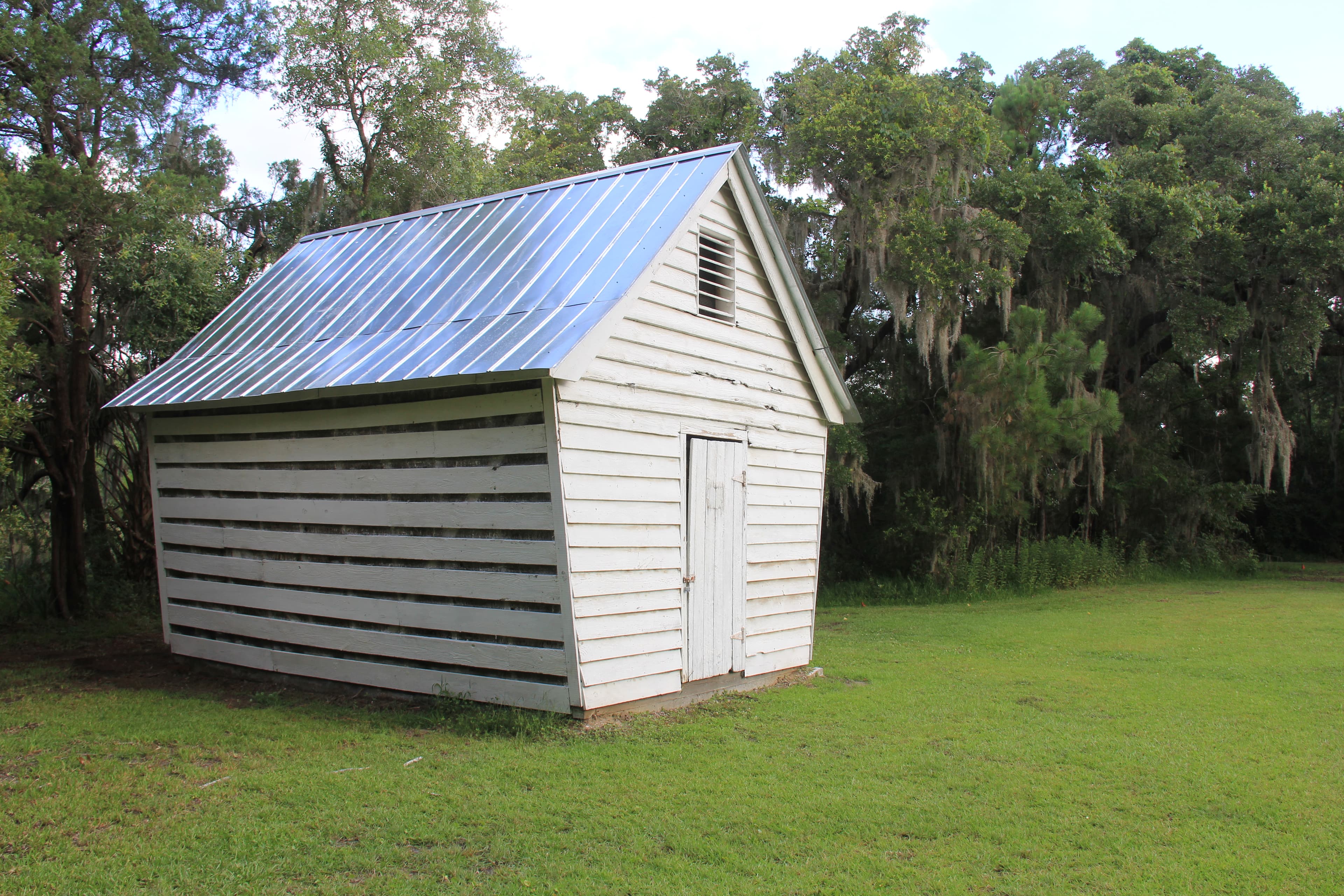 Snee Farm Corn Crib