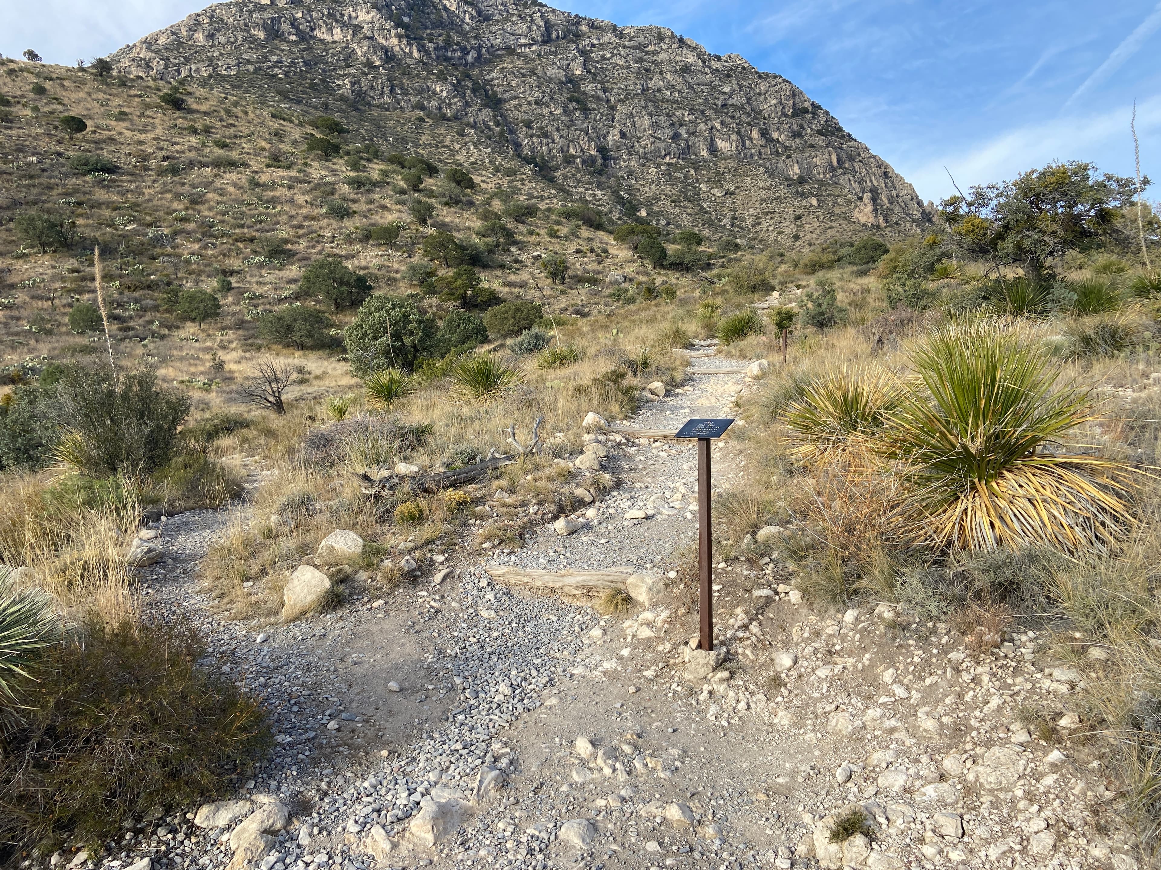 El Capitan Trail Junction