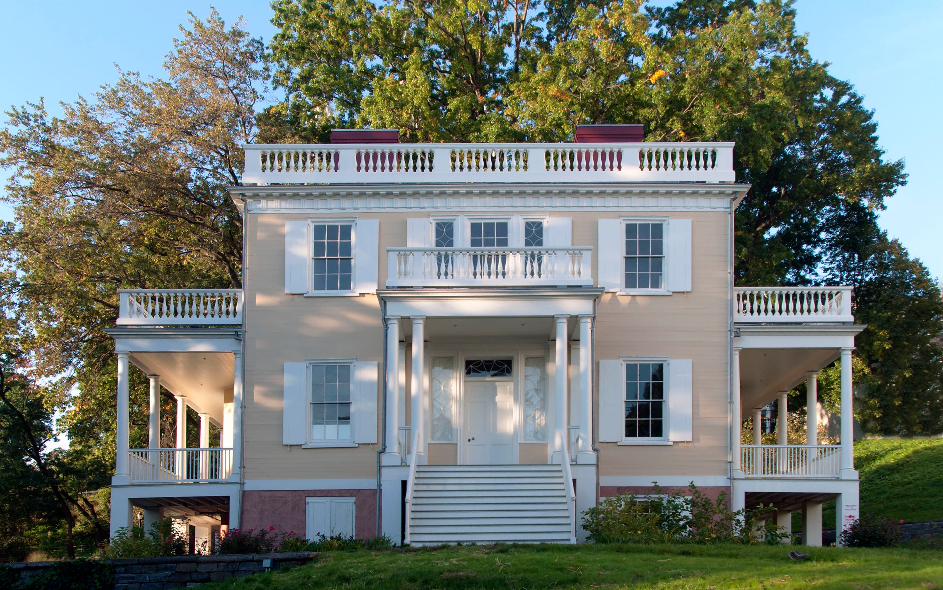 Hamilton Grange Architecture