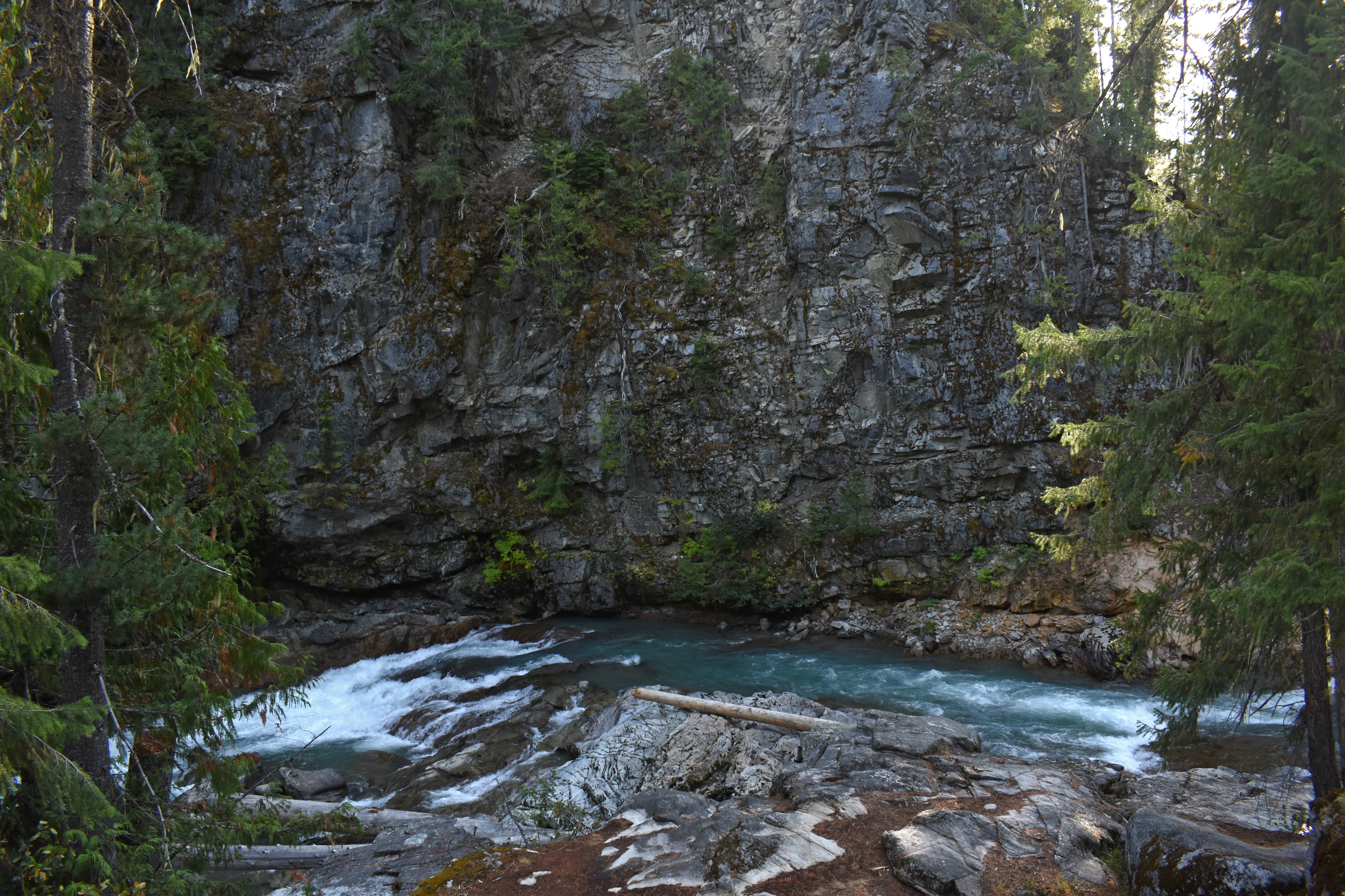 Agnes Gorge Trail