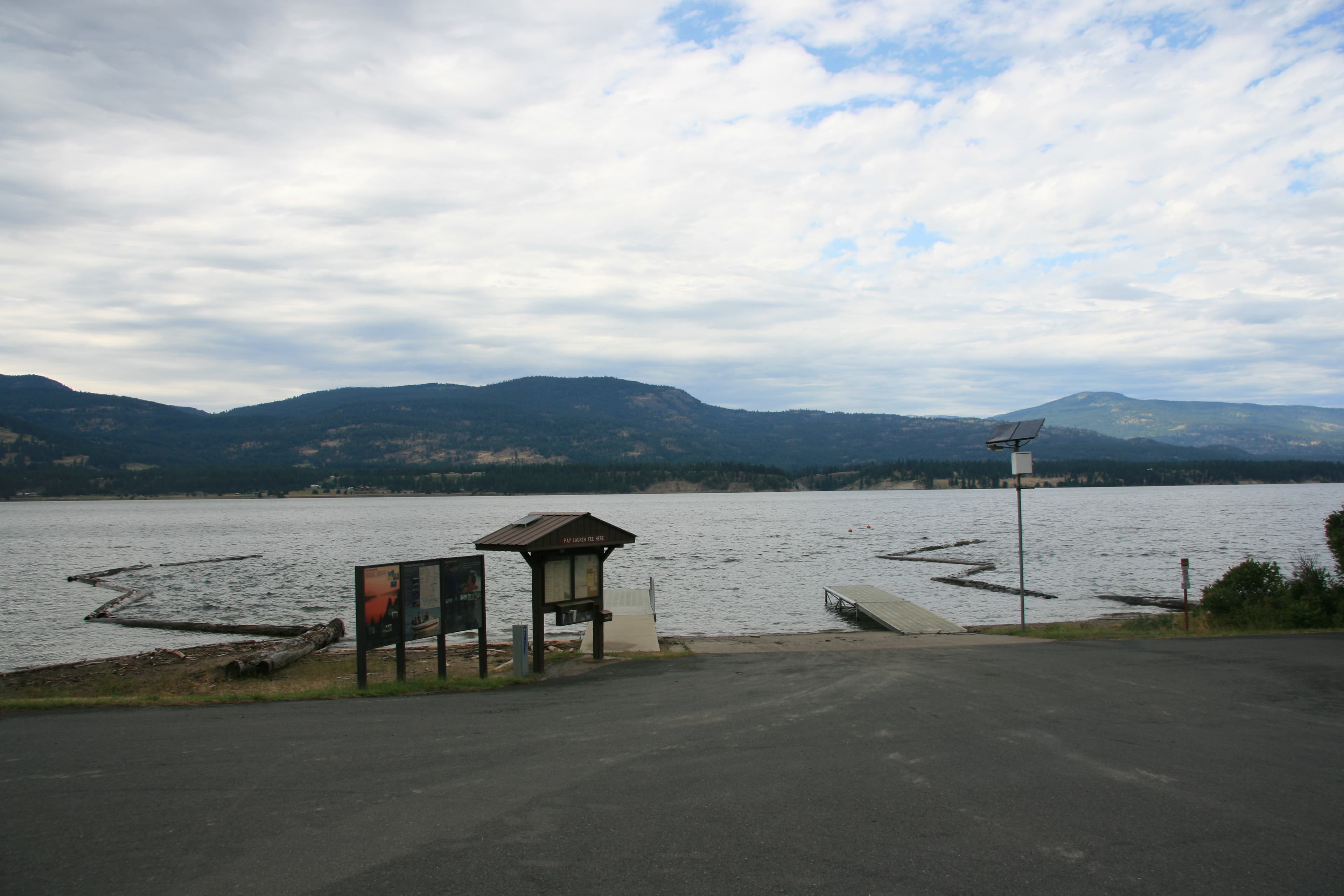 Bradbury Beach Boat Launch